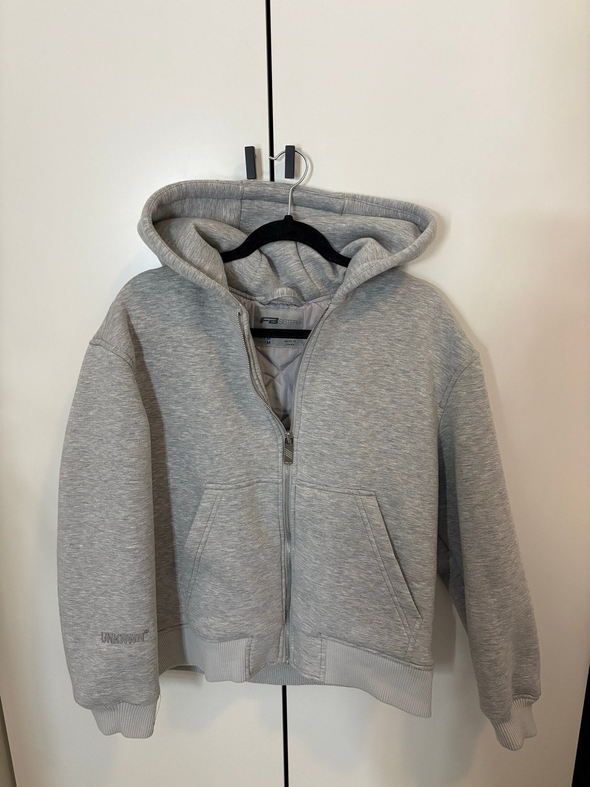FB Sister Grijze Hoodie met Rits, Ophalen of Verzenden, Zo goed als nieuw, Maat 38/40 (M), Grijs