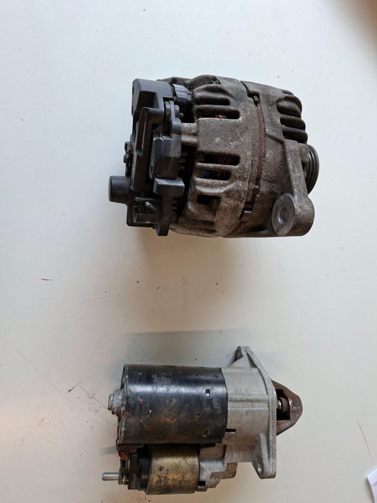 Dynamo en startmotor alfa romeo 147, Ophalen of Verzenden, Nieuw, Alfa Romeo