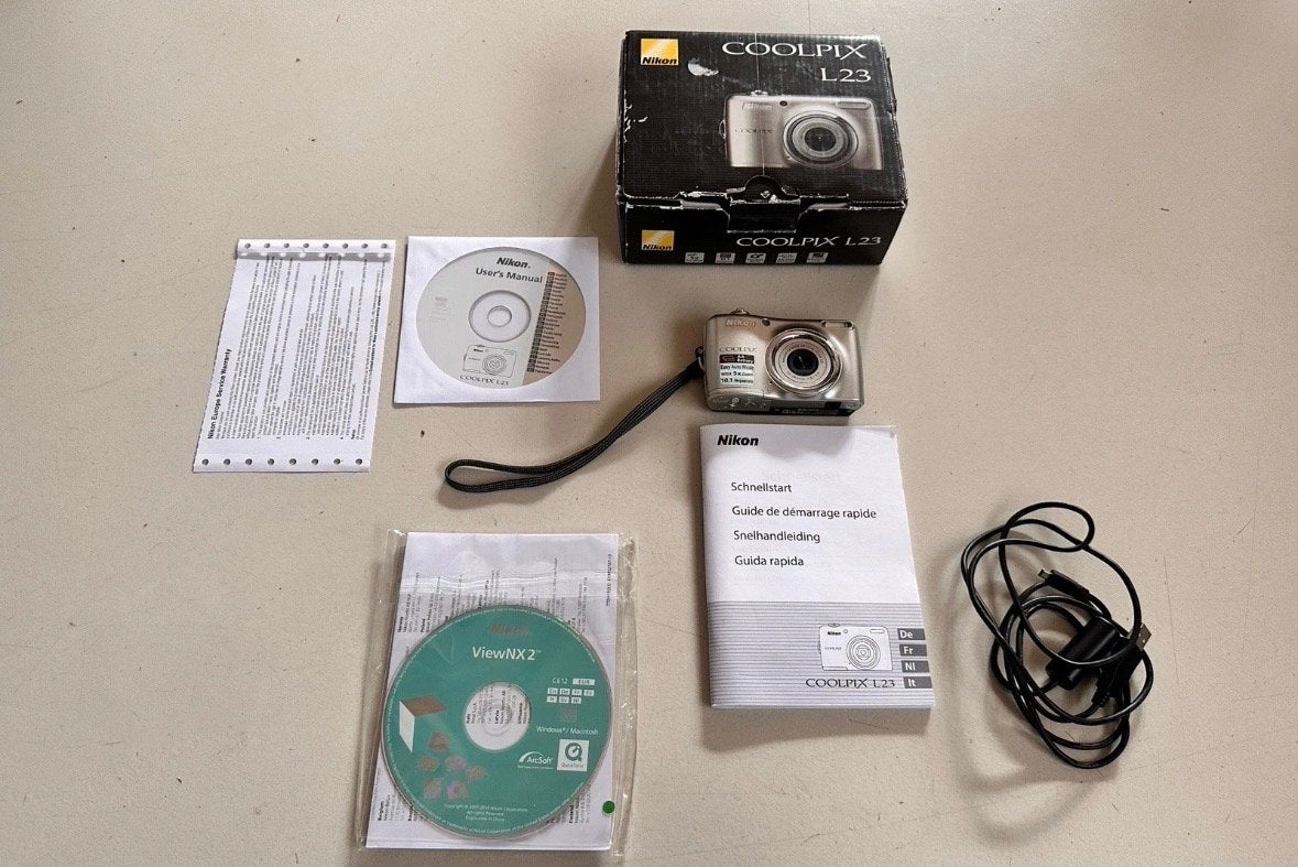 Nikon Coolpix L23 Compactcamera - Zilver, 10.1 MP, 5x Zoom, Ingebouwde flitser, Ophalen of Verzenden, Compactcamera, 4 t/m 7 keer