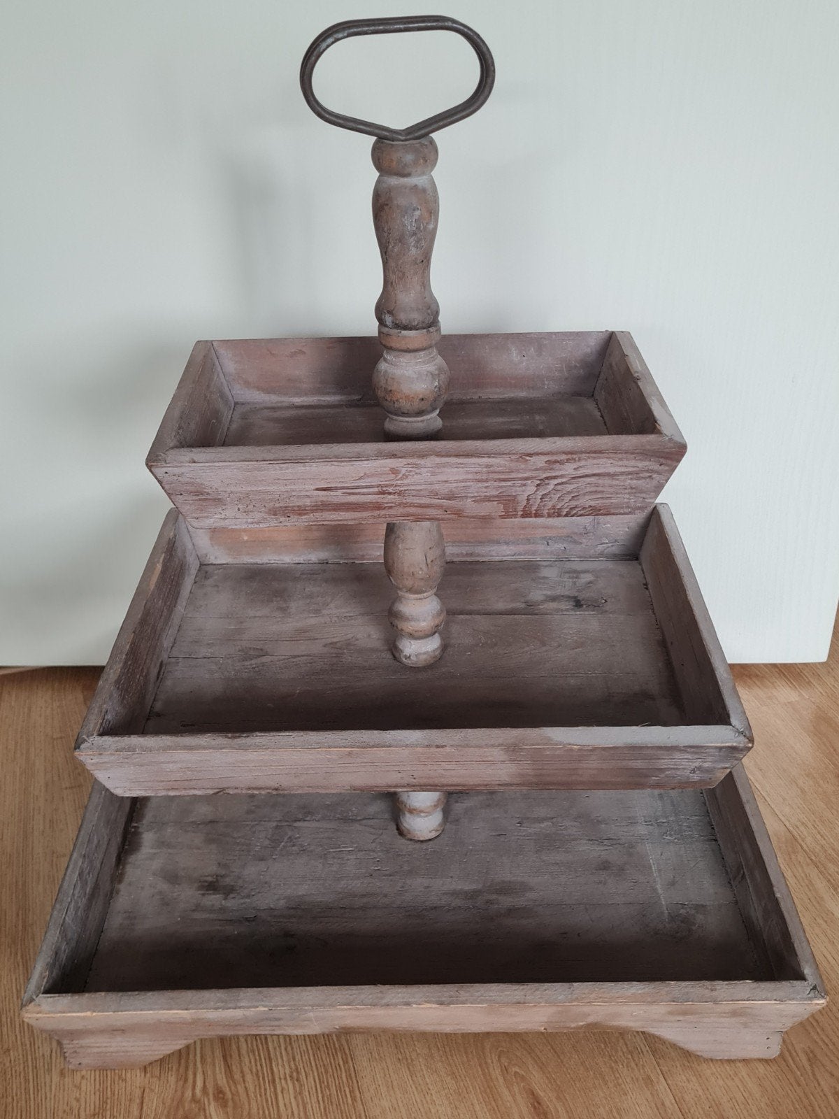 Leuke houten etagère, 60-70 cm hoog, Huis en Inrichting, Ophalen