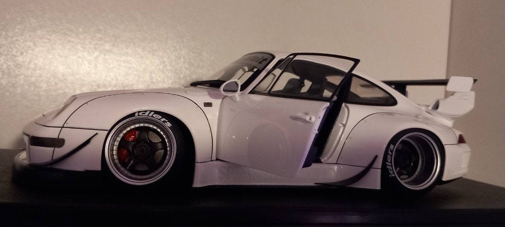 1/18 Porsche 911 (993) RWB Rauh-Welt Begriff 1996  AUtoart, Ophalen of Verzenden, Zo goed als nieuw, Auto, Autoart