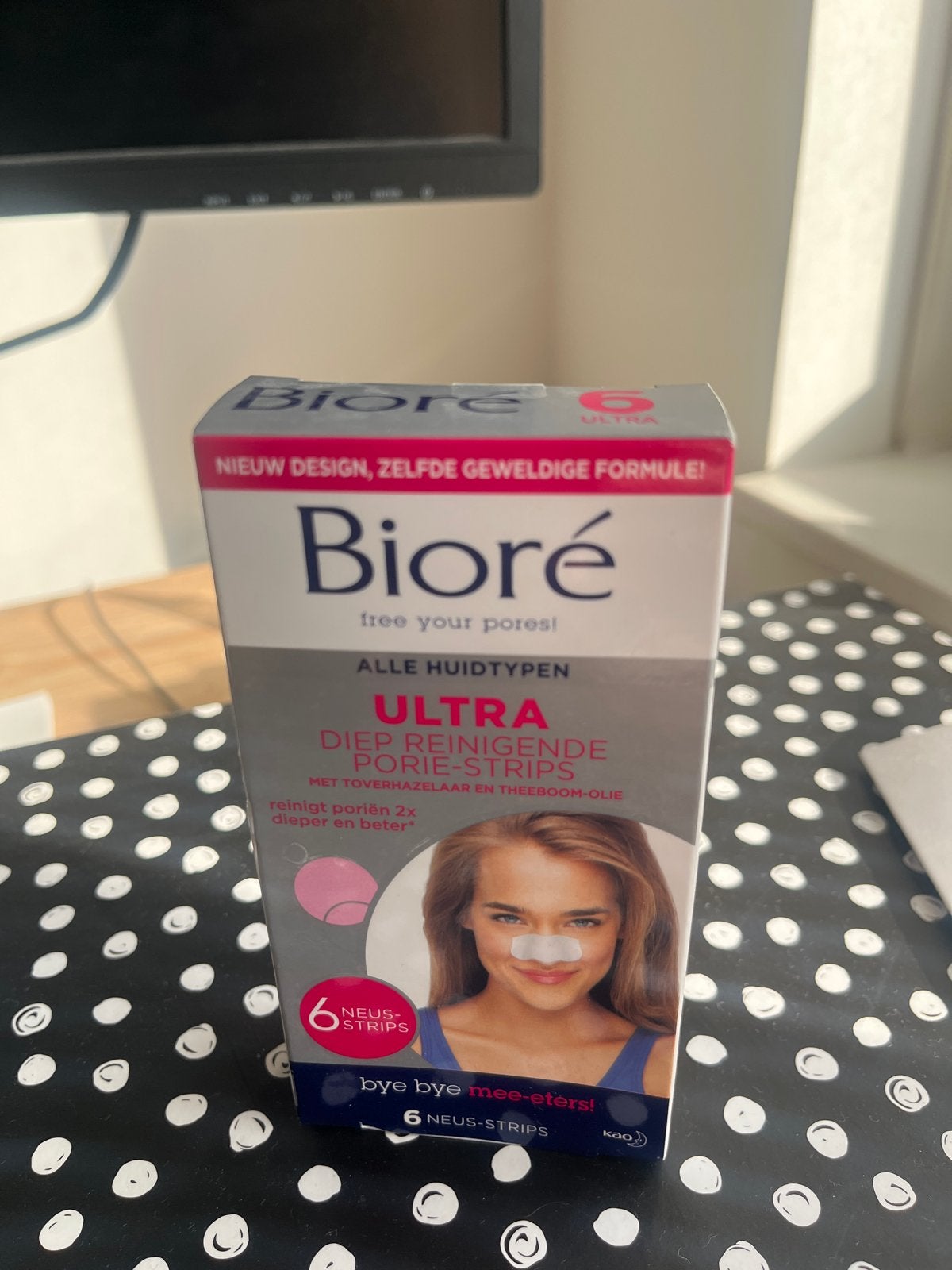 Bioré Ultra Diep Reinigende Neusstrips - 6 Stuks, Ophalen of Verzenden, Nieuw, Gehele gezicht, Reiniging
