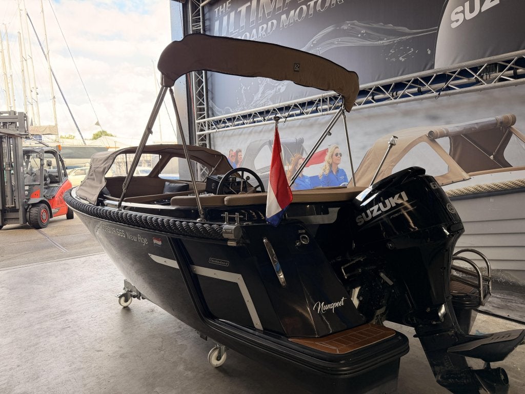 Corsiva 565 Tender 2020 + 60PK Suzuki 2021, Niet ingevuld, Tender, Gebruikt, Niet ingevuld