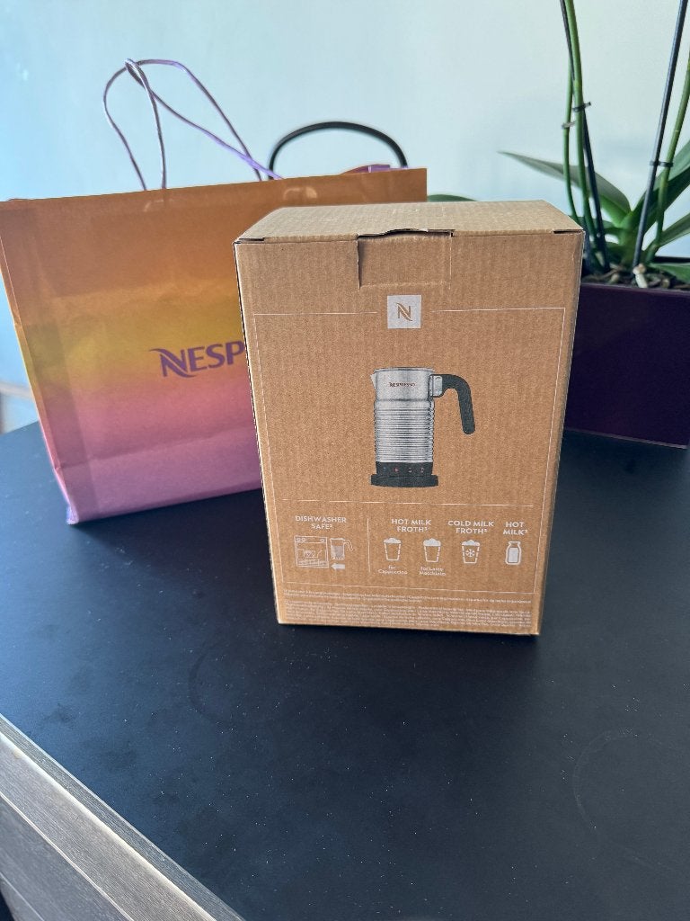 Nespresso Aeroccino 4 melkopschuimer – nieuw in doos, Witgoed en Apparatuur, Ophalen of Verzenden, Nieuw, Elektrische melkopschuimer