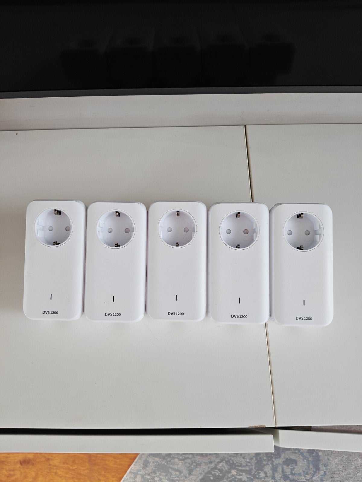 Devolo DVS 1200 Powerline Adapters (5 stuks), Computers en Software, Netwerk switches, Ophalen of Verzenden, Zo goed als nieuw