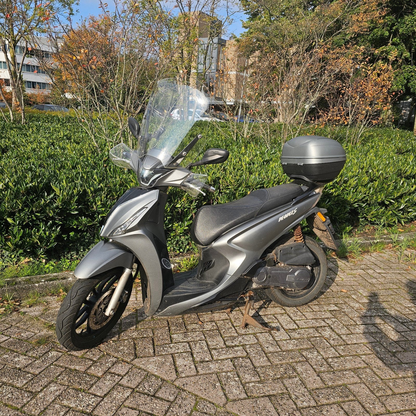 Kymco People S 50cc 2022 scooter met windscherm en topkoffer, Ophalen, Gebruikt, Kymco, Maximaal 45 km/u