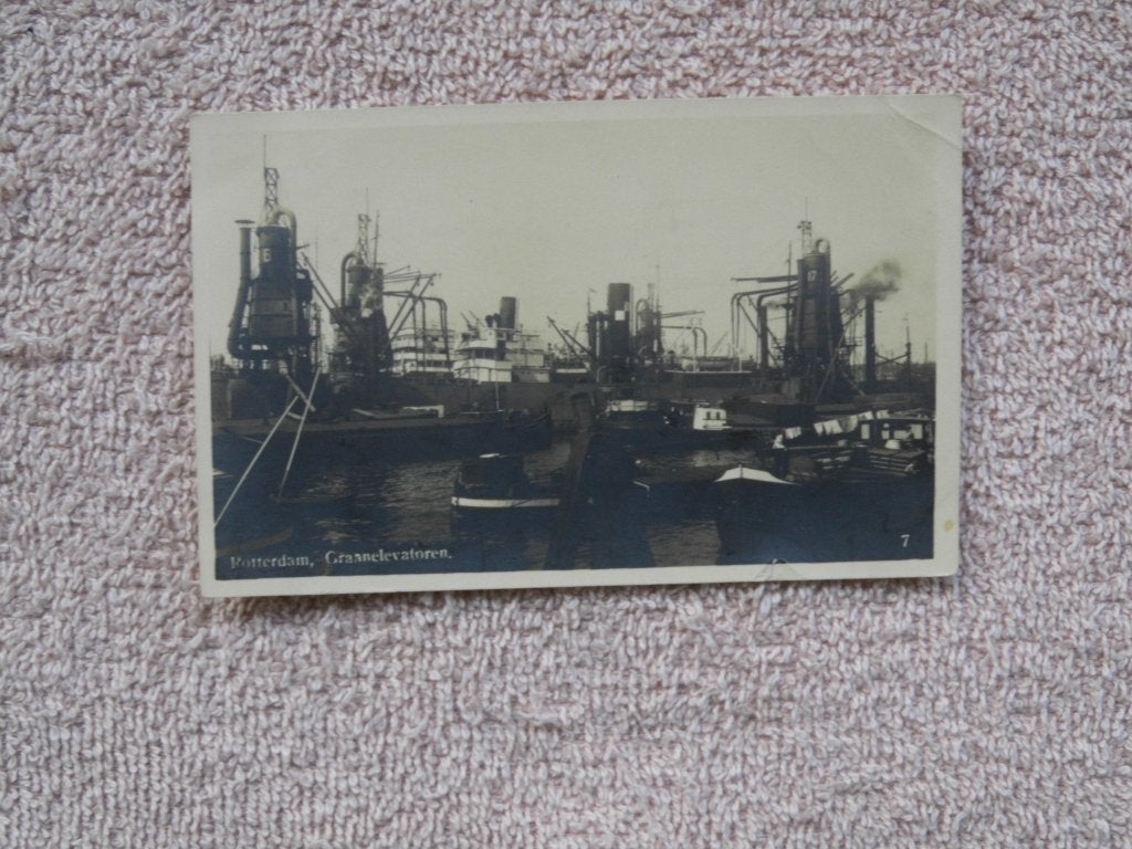Oude Ansichtkaart Rotterdam Graanelevatoren, Ophalen of Verzenden, 1920 tot 1940, Gelopen, Zuid-Holland