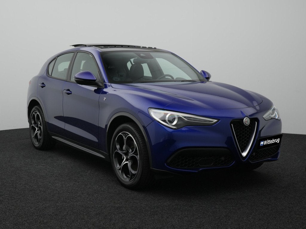 Alfa Romeo Stelvio 2.0 T AWD Ti | Lederen bekleding | Panora, 12 maanden, 4 cilinders, Bedrijf, Vierwielaandrijving
