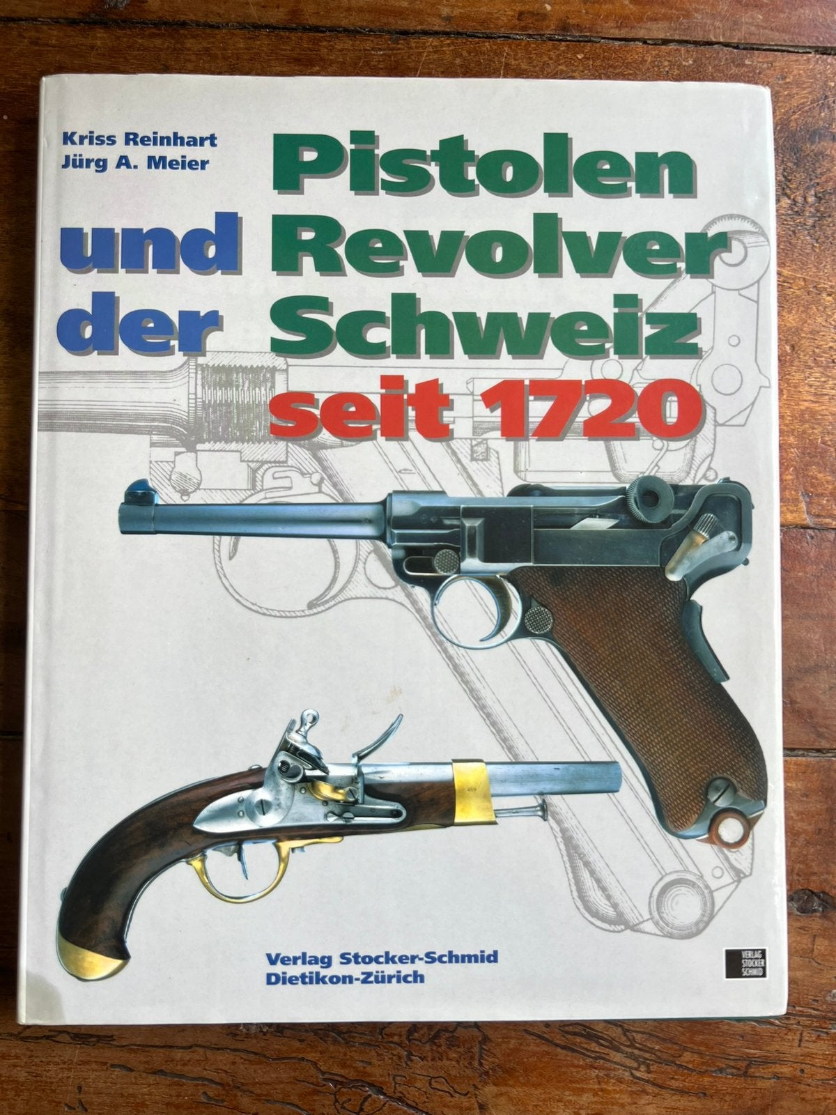 Zeldzaam naslagwerk Zwitserse Luger etc pistool revolver, Verzamelen, Verzenden, Nederland