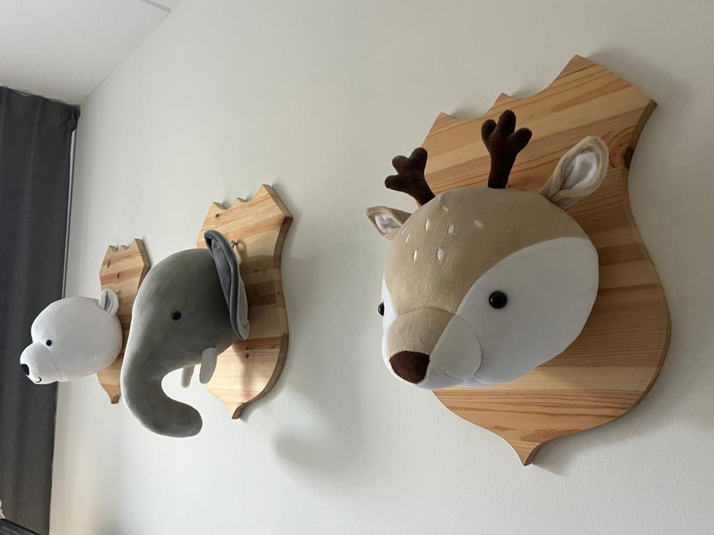 Pluche Dierenkoppen: Olifant, Ree, IJsbeer (met/zonder bord), Kinderen en Baby's, Speelgoed | Knuffels en Pluche, Gebruikt, Grijs