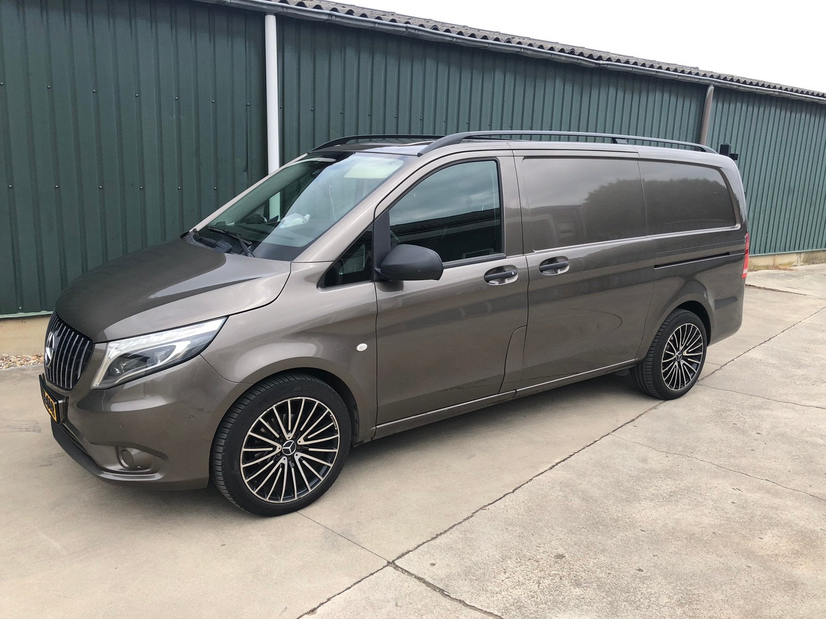 GOEDE Mercedes-Benz Vito 2.1 CDI 120KW 2017 Grijs COMPLEET, 15 km/l, 4 cilinders, 2500 kg, 163 pk