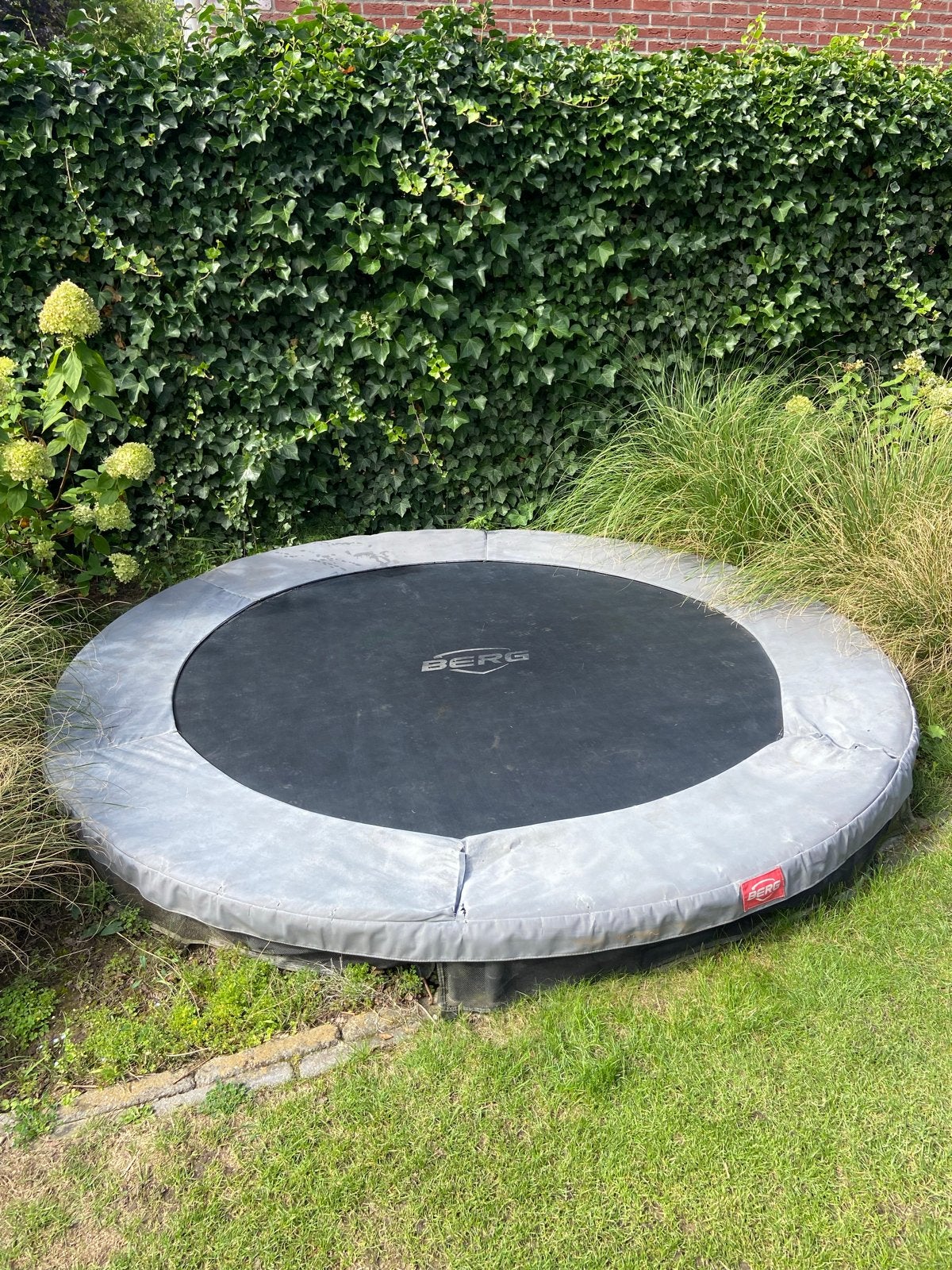 BERG InGround Favorit Trampoline - Rond 270 cm), Ophalen, Gebruikt