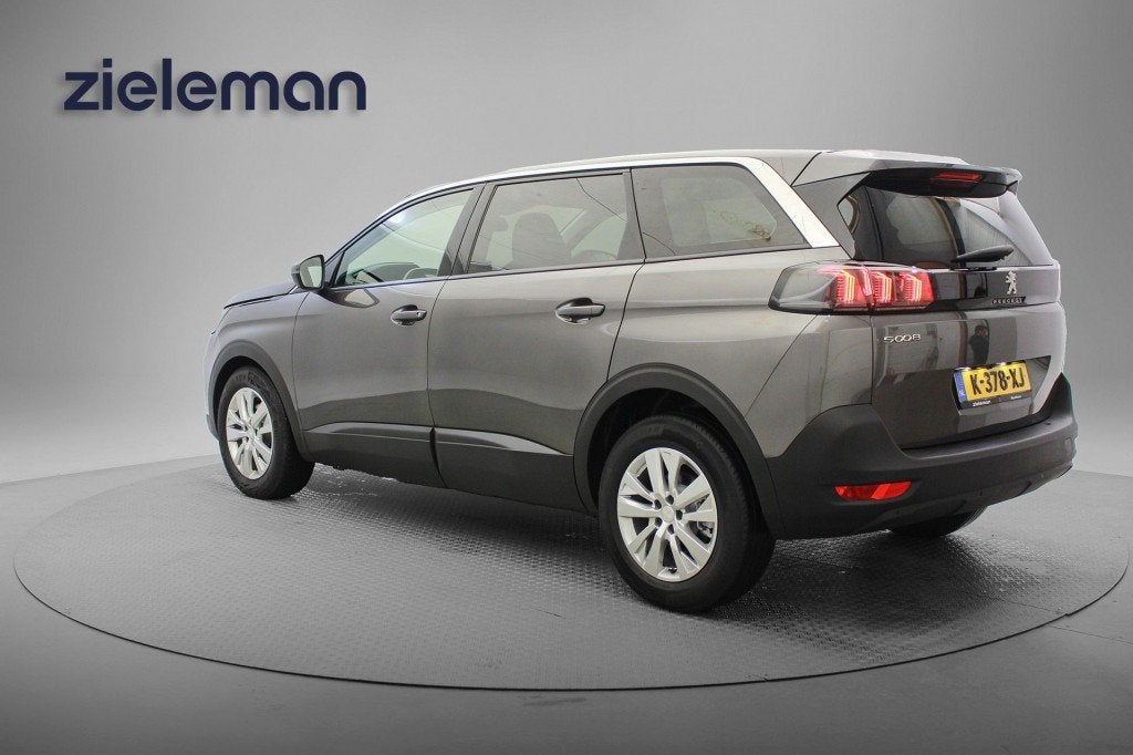 Foto 2 van Peugeot 5008 1.2 PureTech Active 7 Persoons - Digitaal Cockp