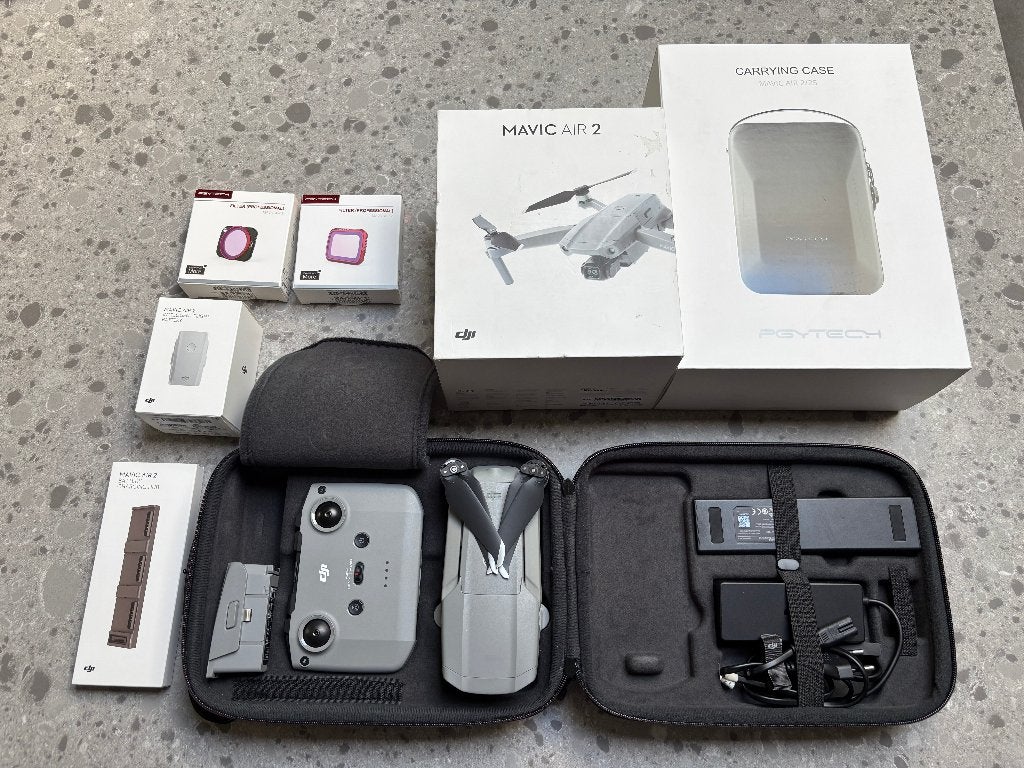 DJI Mavic Air 2 Drone - Accu's, Oplader, Filters & Koffer, 30 tot 45 minuten, Cameradrone, 5 tot 10 kilometer, Extra accu('s)