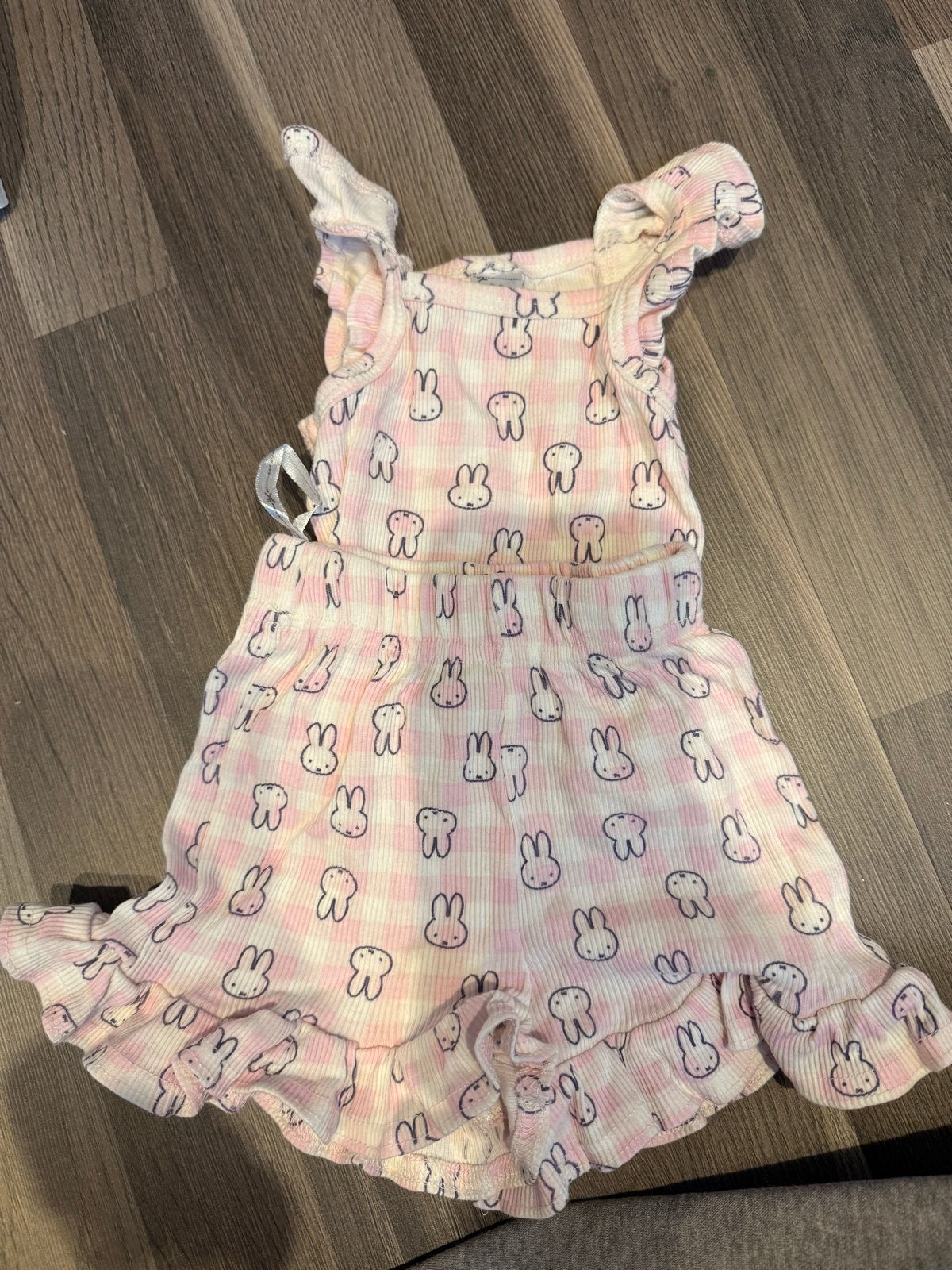 Miffy Zeeman setje: romper + kort broekje, maat 56, Ophalen of Verzenden, Zo goed als nieuw, Jongetje of Meisje, Setje