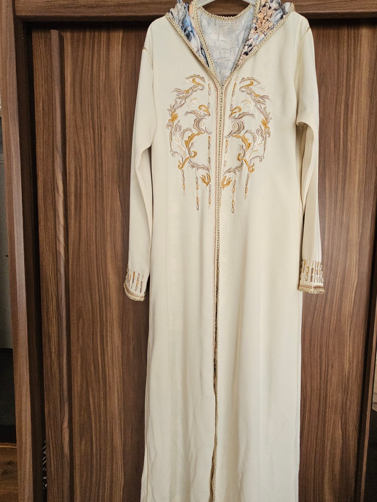 Mooie Marokkaanse jellaba 2 delig  met borduursel, Beige, Maat 42/44 (L), Nieuw, Ophalen of Verzenden