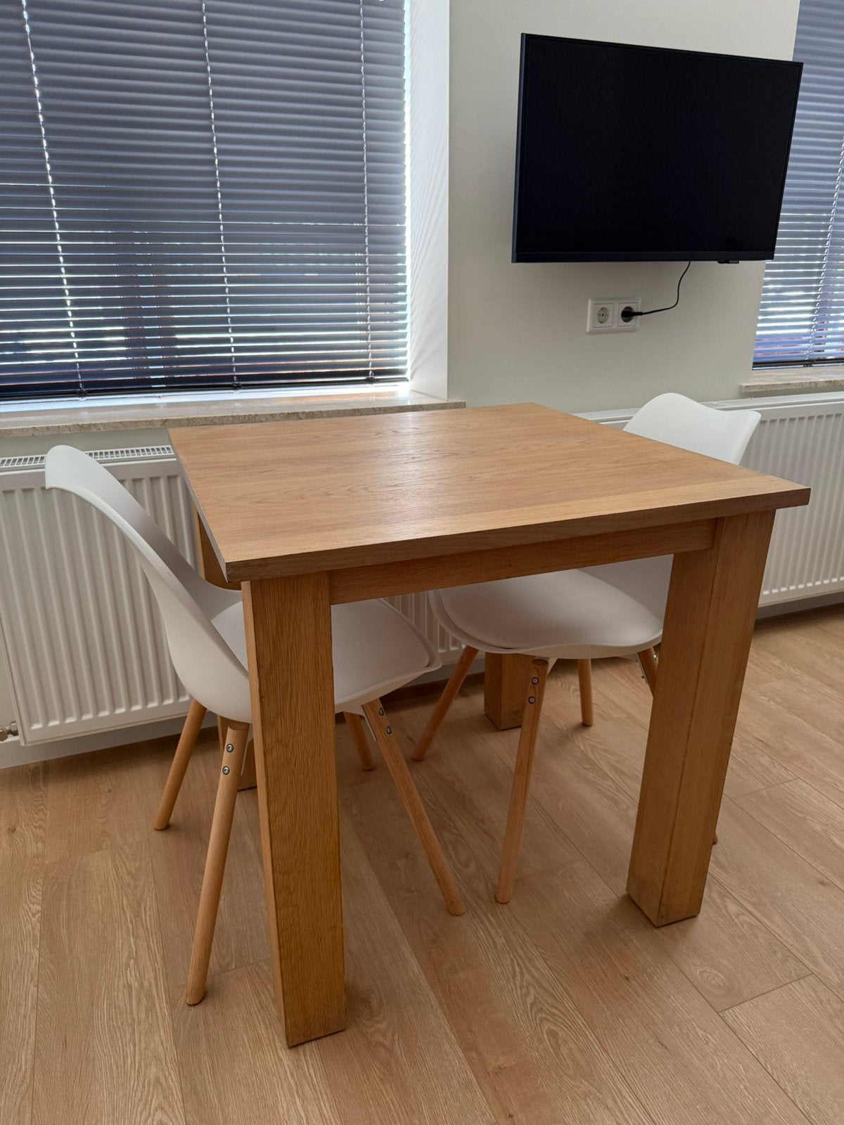 Eettafel 80x80cm, Huis en Inrichting, Tafels | Eettafels, Ophalen, Zo goed als nieuw, Rechthoekig, 50 tot 100 cm