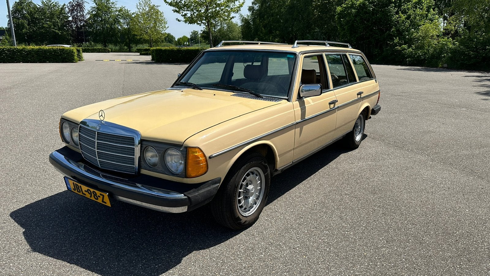 Mercedes 300 TDT S123 / W123, Auto's, Mercedes-Benz, Automaat, 125 pk, 1649 kg, 23 km/l