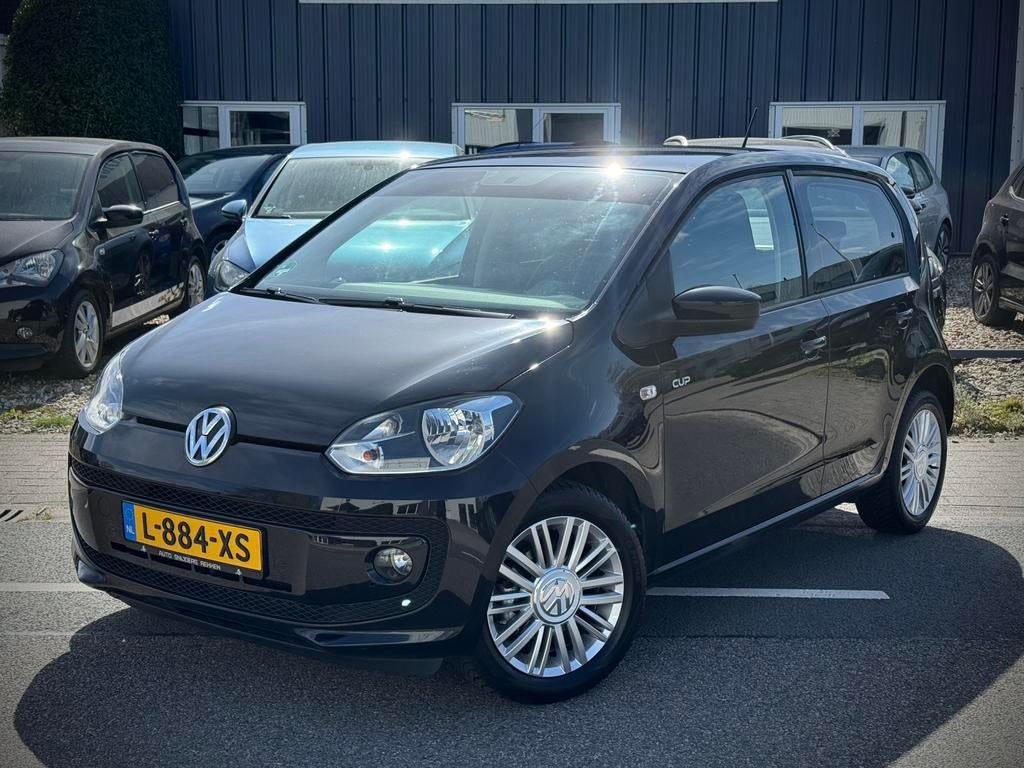 Volkswagen up! 1.0 44KW/60PK 5-DRS 2014 Zwart CUP UP! Luxe!, Auto's, Volkswagen, Voorwielaandrijving, Up!, 4 stoelen, Zwart