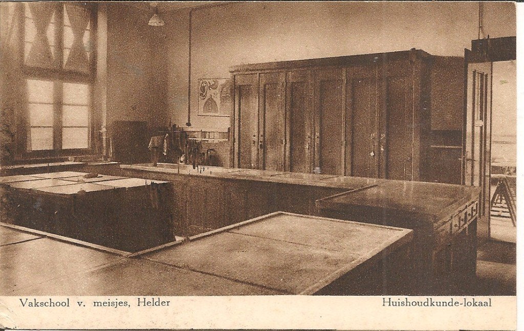 Oude ansichtkaart Vakschool meisjes Helder Huisoudkunde, Ophalen of Verzenden, Voor 1920, Ongelopen, Noord-Holland