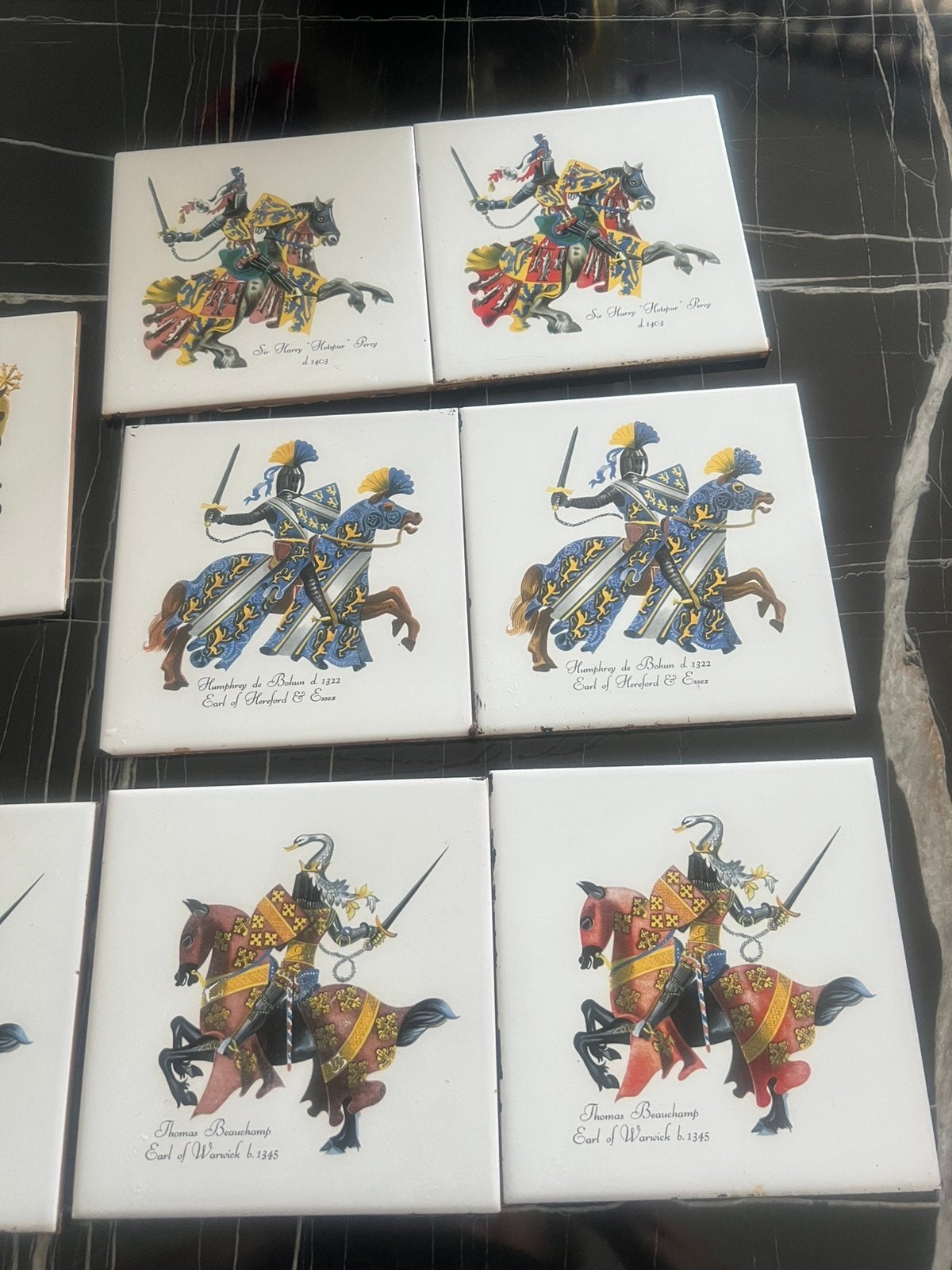 Te koop 11 oude tegels, Gebruikt, Keramiek, Minder dan 5 m², Vloertegels
