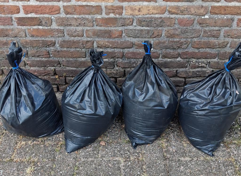 Tuinbemesting /lavameel, nog diverse zakken van 20 kg, Tuin en Terras, Aarde en Mest, Ophalen, Mest