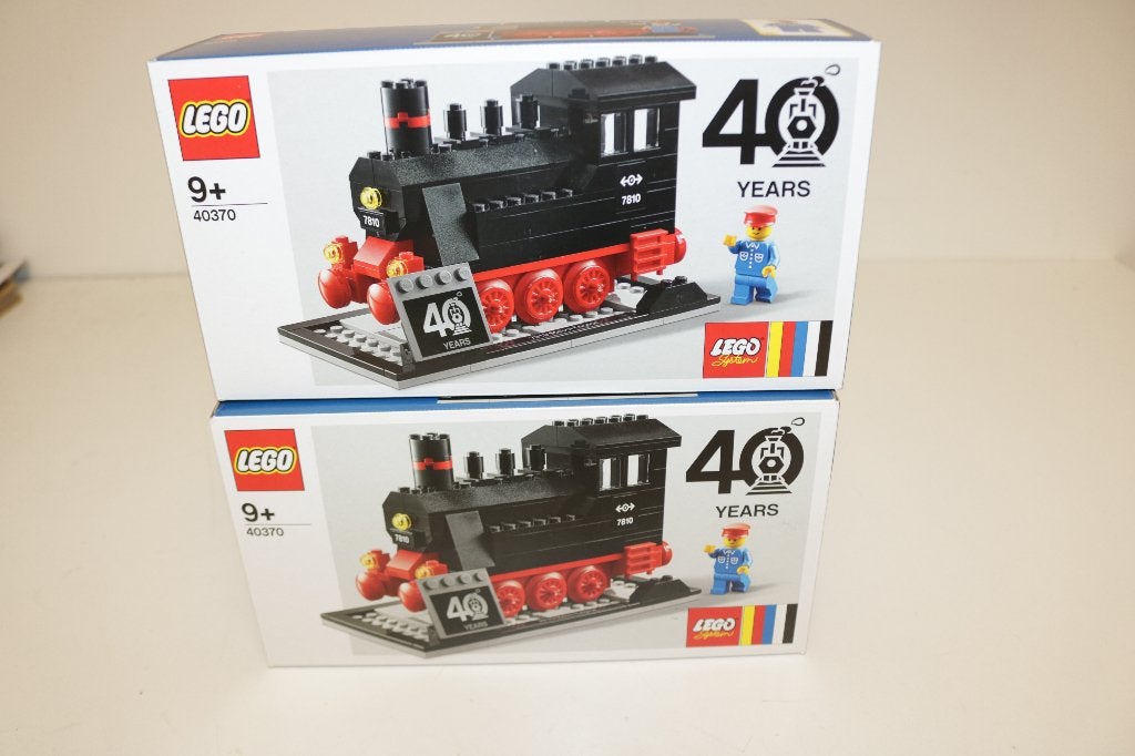 2X Lego 40370 40 Years Locomotief NIEUW geseald retired set, Lego, Nieuw, Ophalen of Verzenden, Ongeopend/sealed
