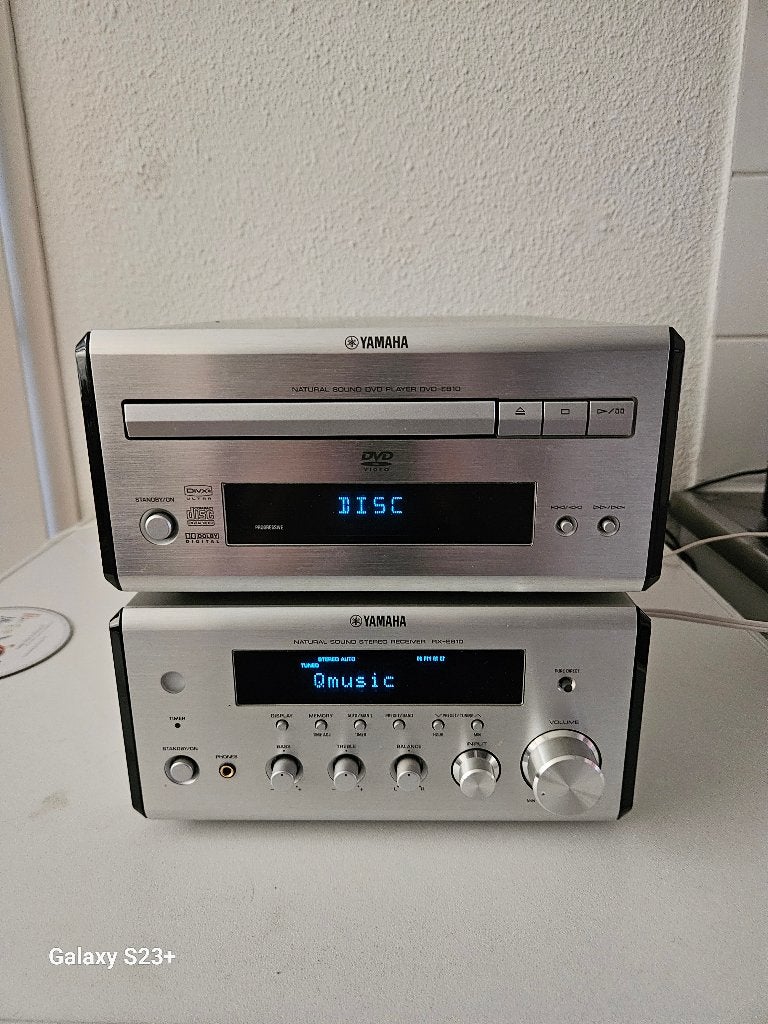 Yamaha RX-E810 receiver met DVD-E810 DVD / Cd speler., Overige merken, Cd-speler, Ophalen of Verzenden, Zo goed als nieuw