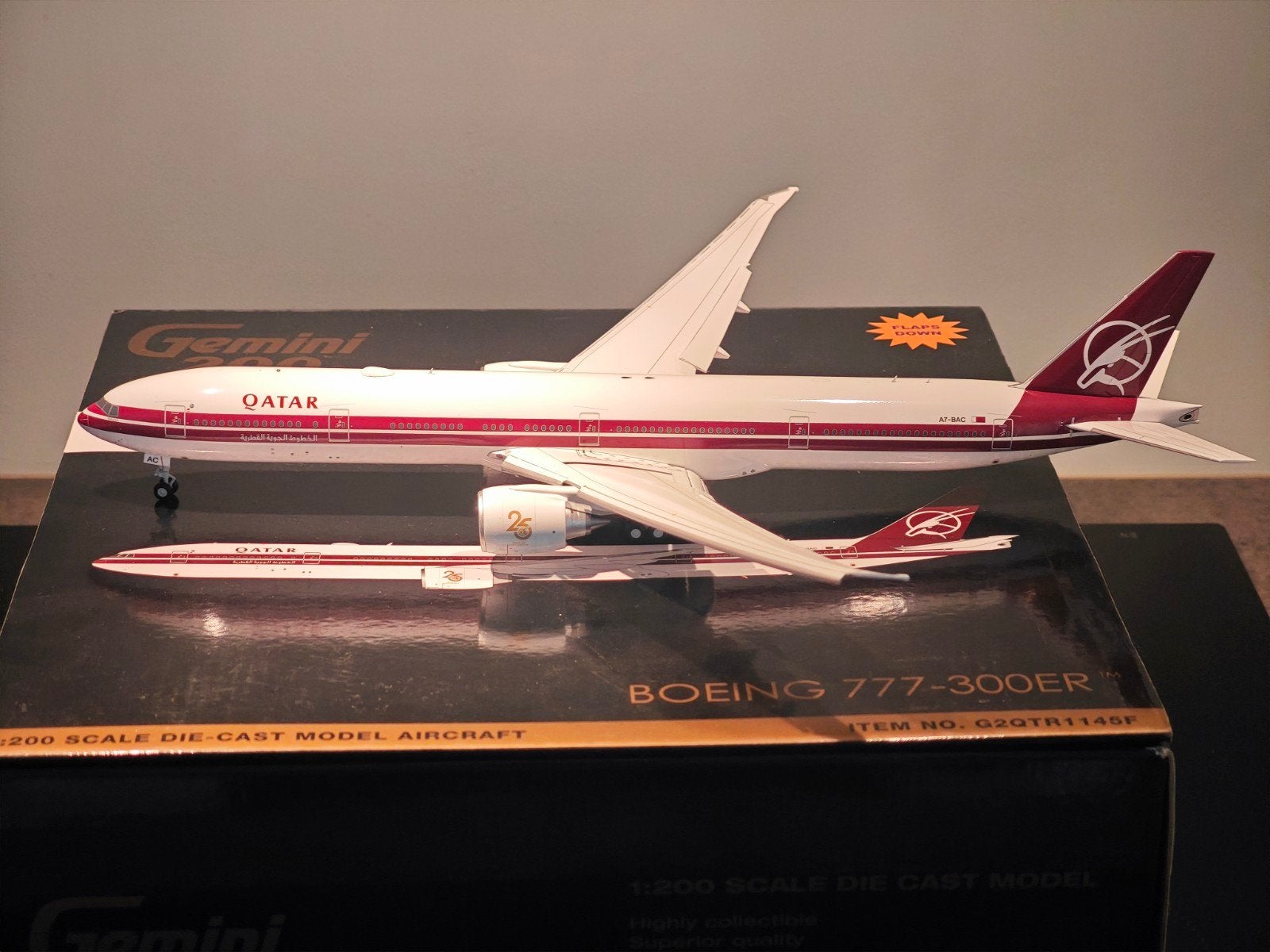 Gemini 200 Qatar 777-300ER Retro livery FD, Ophalen of Verzenden, Zo goed als nieuw