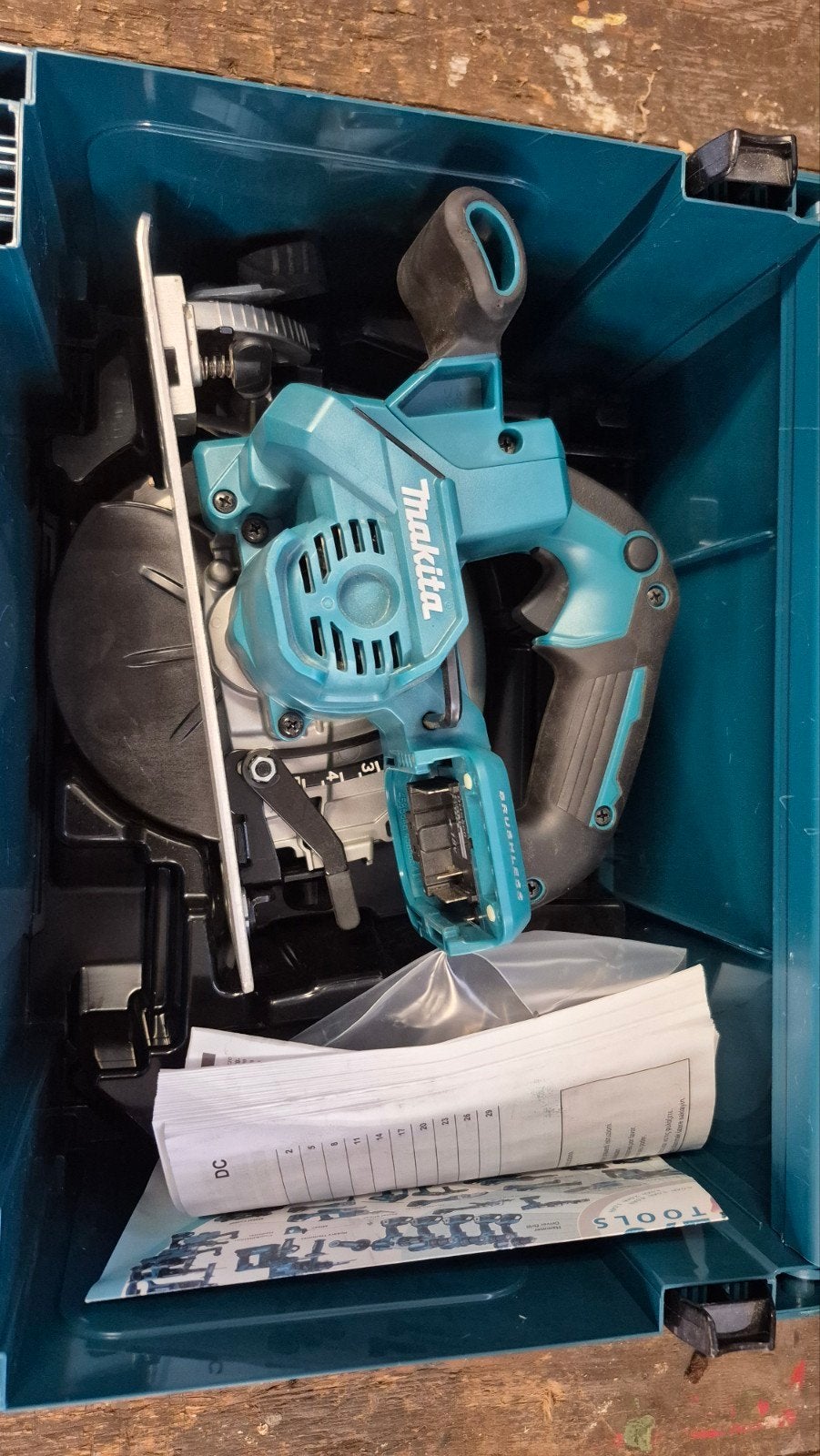 Makita DHS660ZJ 18V Accu Cirkelzaag -, Ophalen, Cirkelzaag, 600 tot 1200 watt, Zo goed als nieuw
