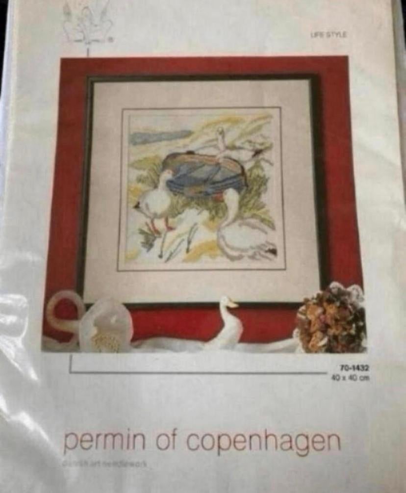 PERMIN OF COPENHAGEN GANZEN NEMEN DE BOOT, Hobby en Vrije tijd, Borduren en Borduurmachines, Verzenden, Nieuw, Handborduren, Borduurpakket