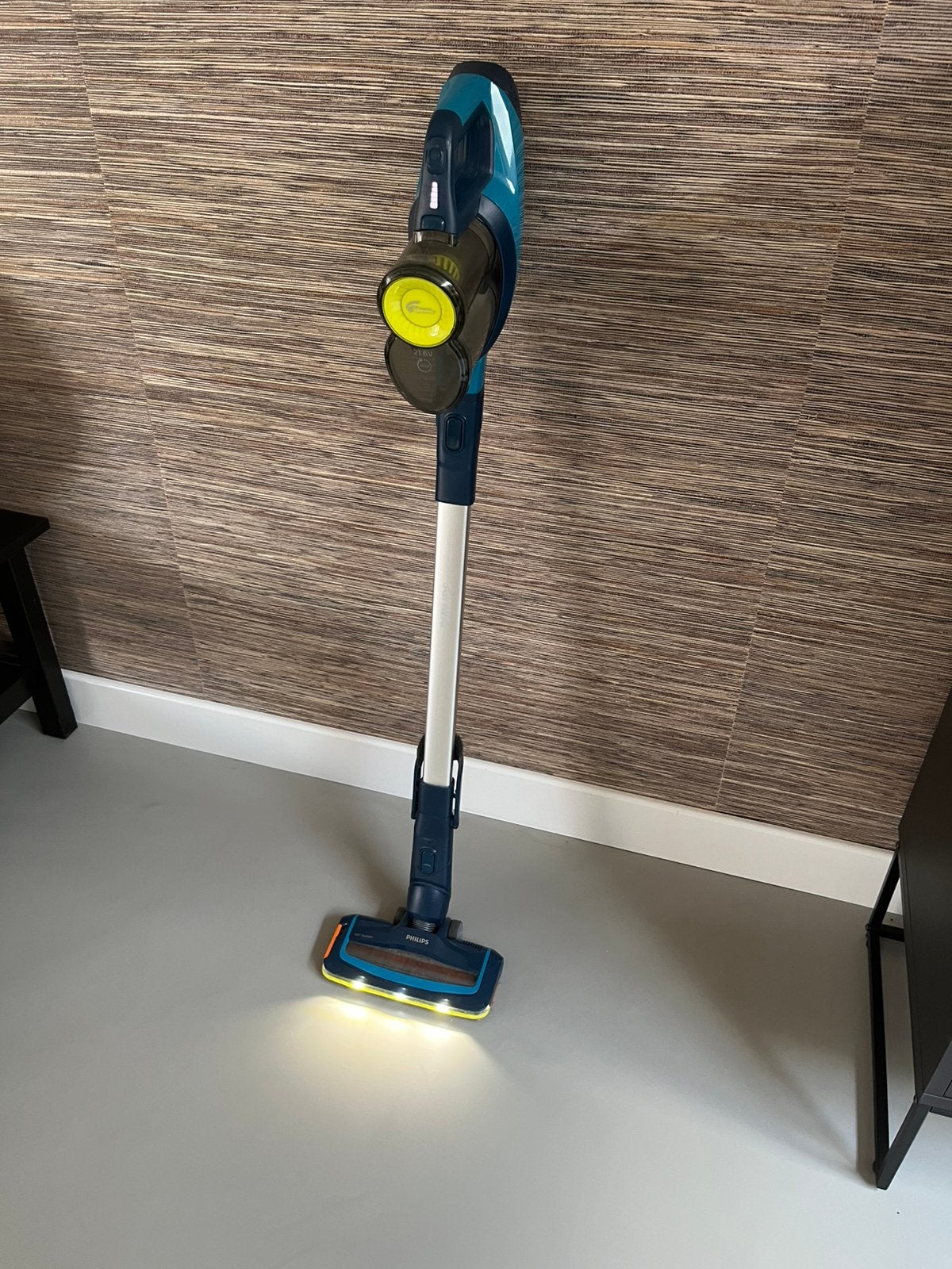 Philips steelstofzuiger FC6727, Witgoed en Apparatuur, Stofzuigers, Ophalen, Philips, Draadloos, Zo goed als nieuw