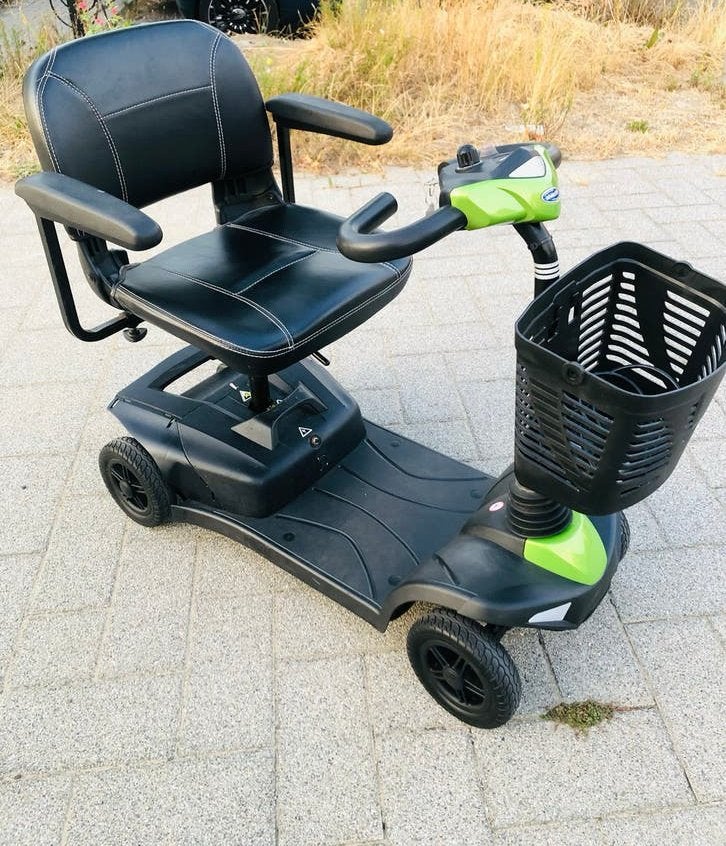 Geweldige opvouwbare inklapbare scootmobiel 4wiel rijd prima, Diversen, Ophalen of Verzenden, Zo goed als nieuw