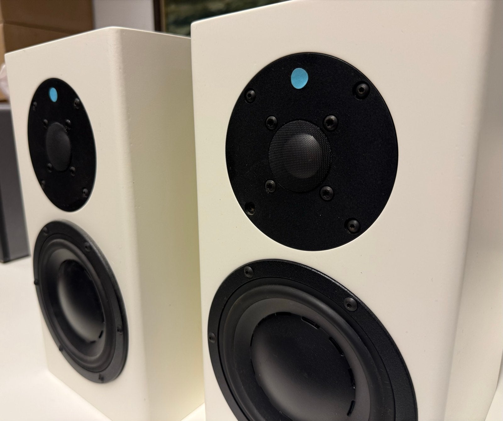 Totem Acoustic One, Zo goed als nieuw, 60 tot 120 watt, Basreflex, Boekenplank luidspreker