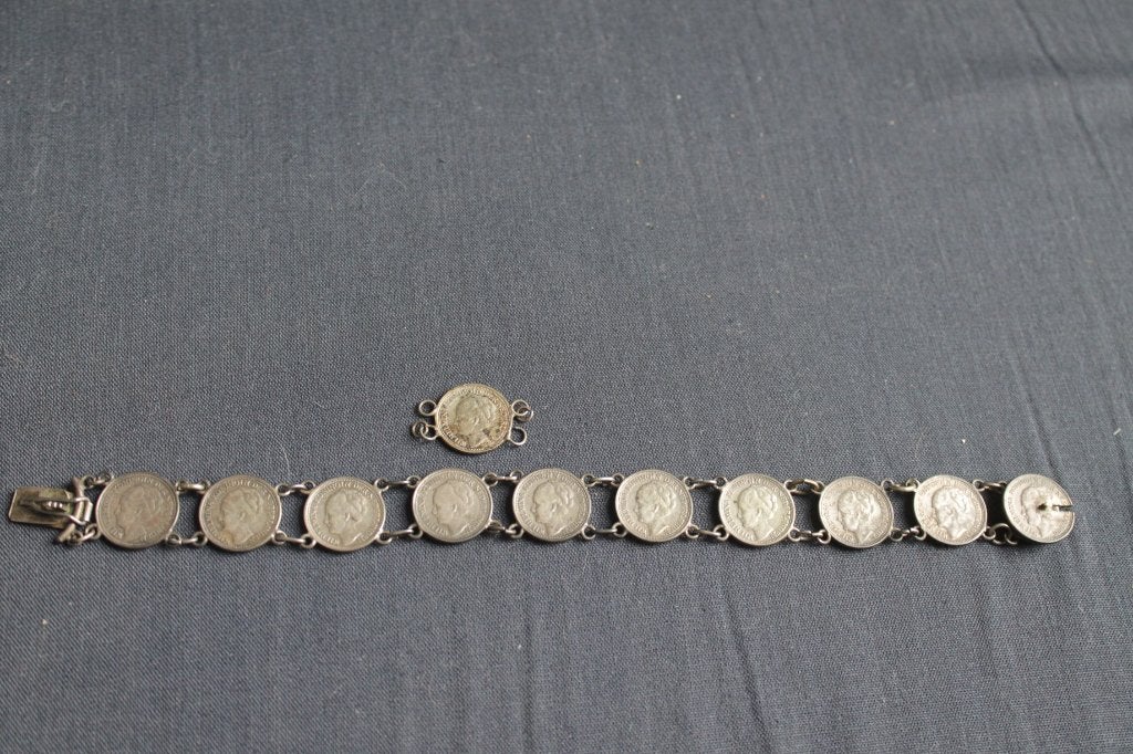 Armband zilveren dubbeltjes Wilhelmina 1936 - 1941, Postzegels en Munten, Munten | Nederland, Verzenden, Koningin Wilhelmina, 10 cent