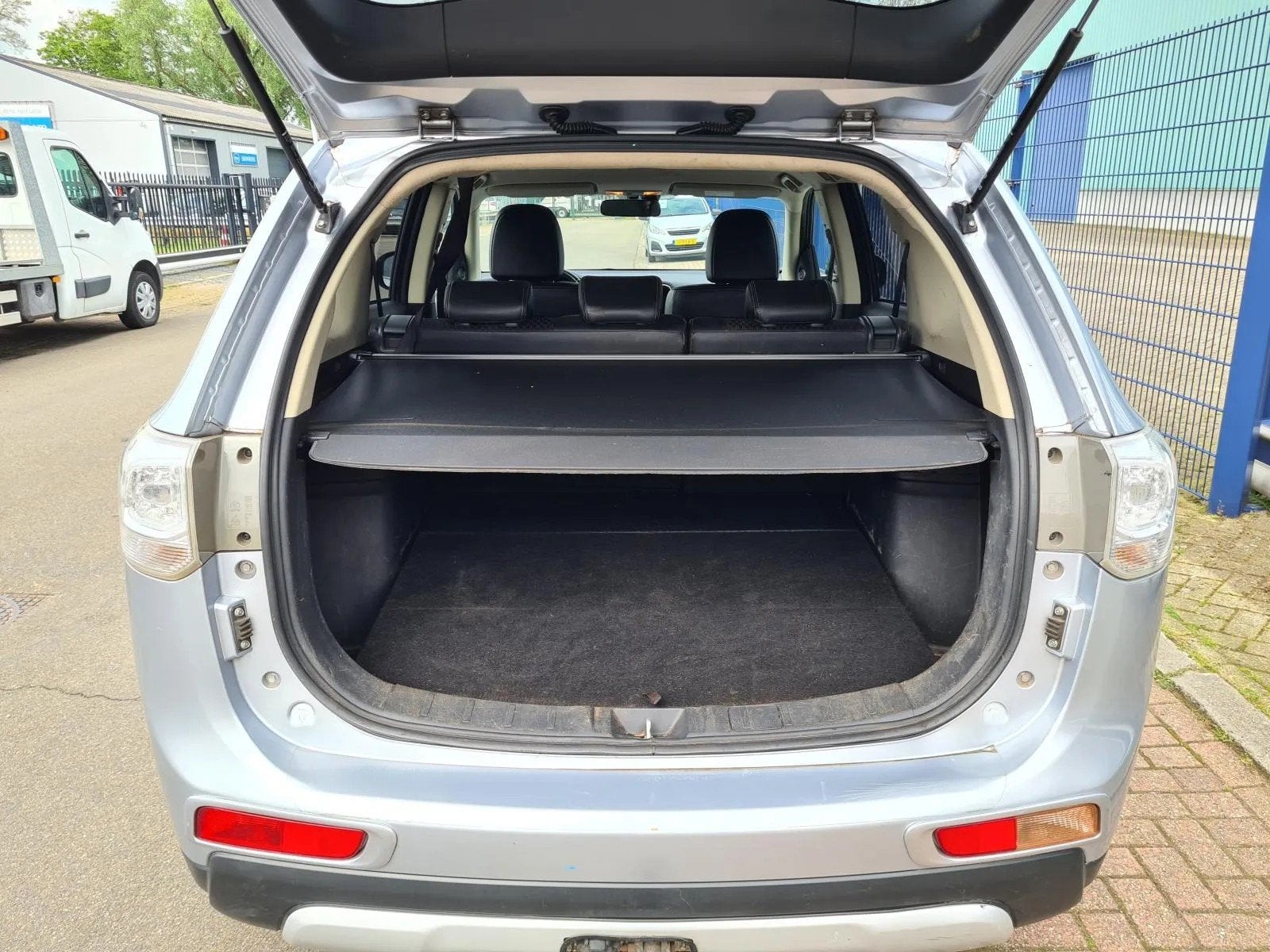 Foto 22 van Mitsubishi Outlander 2.0 PHEV AWD Hybride AUT.*AKTIEPRIJS!