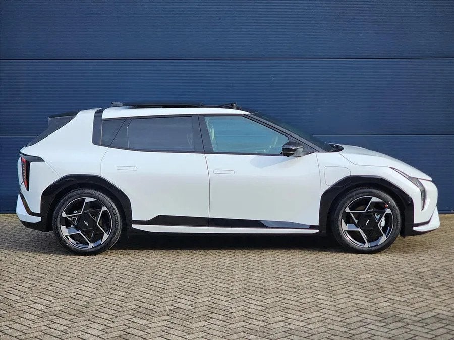 Kia EV4 GT-PlusLine 81.4 kWh (bj 2026, automaat), Auto's, 12 maanden, Zwart, Leder, Adaptive Cruise Control