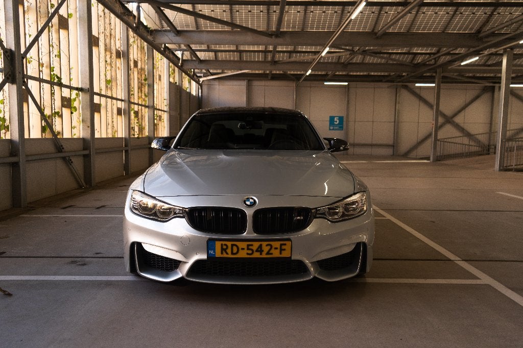 BMW M3 Competition| Silverstone | Carbon | HUD | 20", Auto's, Automaat, Dealer onderhouden, Achterwielaandrijving, Zwart
