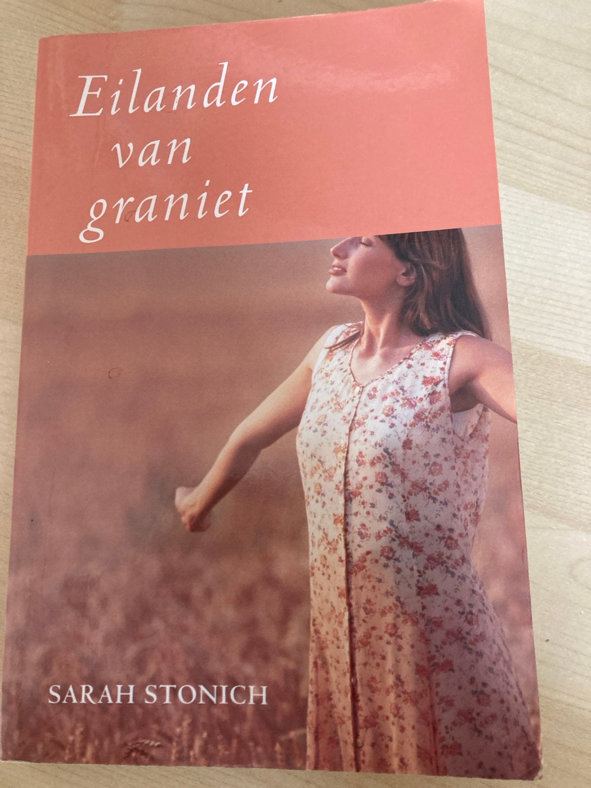Eilanden van graniet - Sarah Stonich, Ophalen of Verzenden, Gelezen, Wereld overig