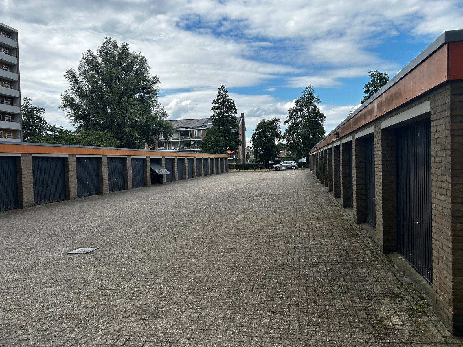 Garagebox in Zwolle (Holtenbroek), Overijssel