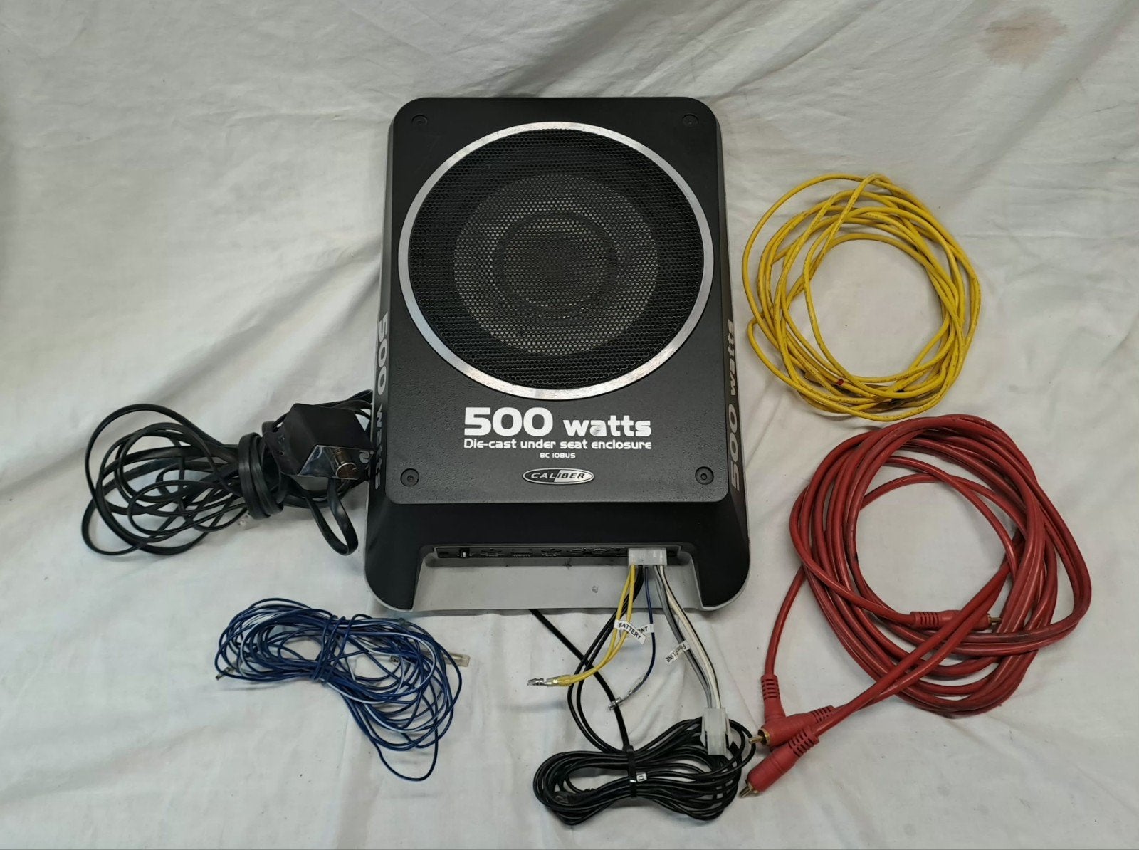 Caliber BC108US Underseat Subwoofer 500 Watt, Subwoofer, Ophalen of Verzenden, Zo goed als nieuw, 150 watt of meer