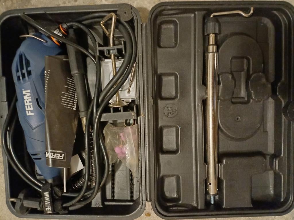 Ferm multitool in koffer, Doe-het-zelf en Verbouw, Gereedschap | Handgereedschap, Ophalen of Verzenden