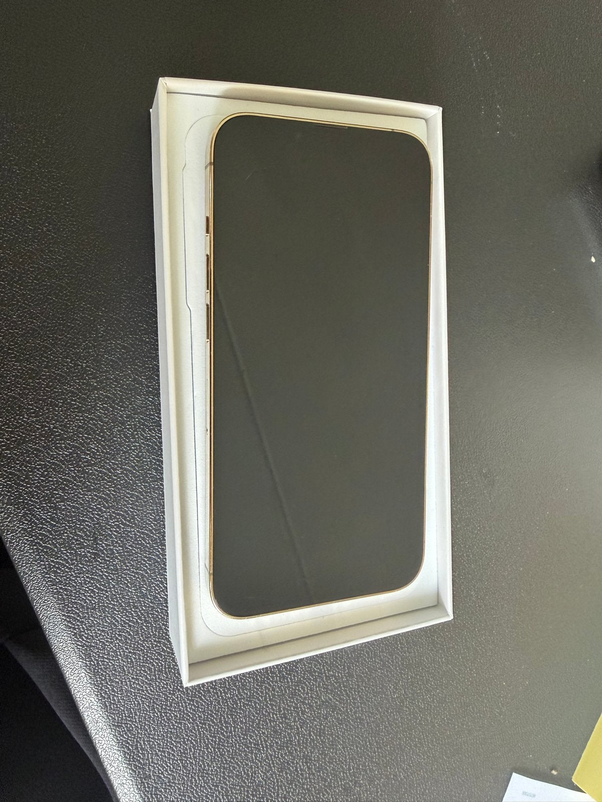 Foto 2 van iPhone 13 Pro 512 GB - Batterij 80% - Zeer netjes