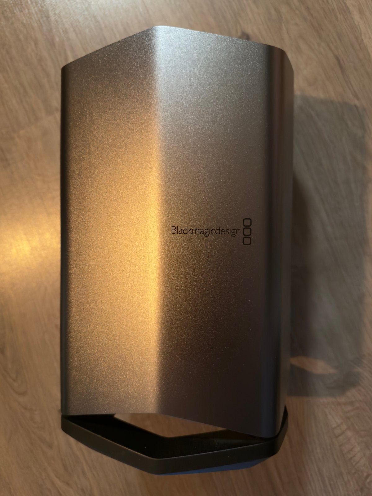 Blackmagic eGPU Radeon Pro 580 - Thunderbolt 3, Computers en Software, Videokaarten, Zo goed als nieuw, AMD, Overige typen, GDDR5