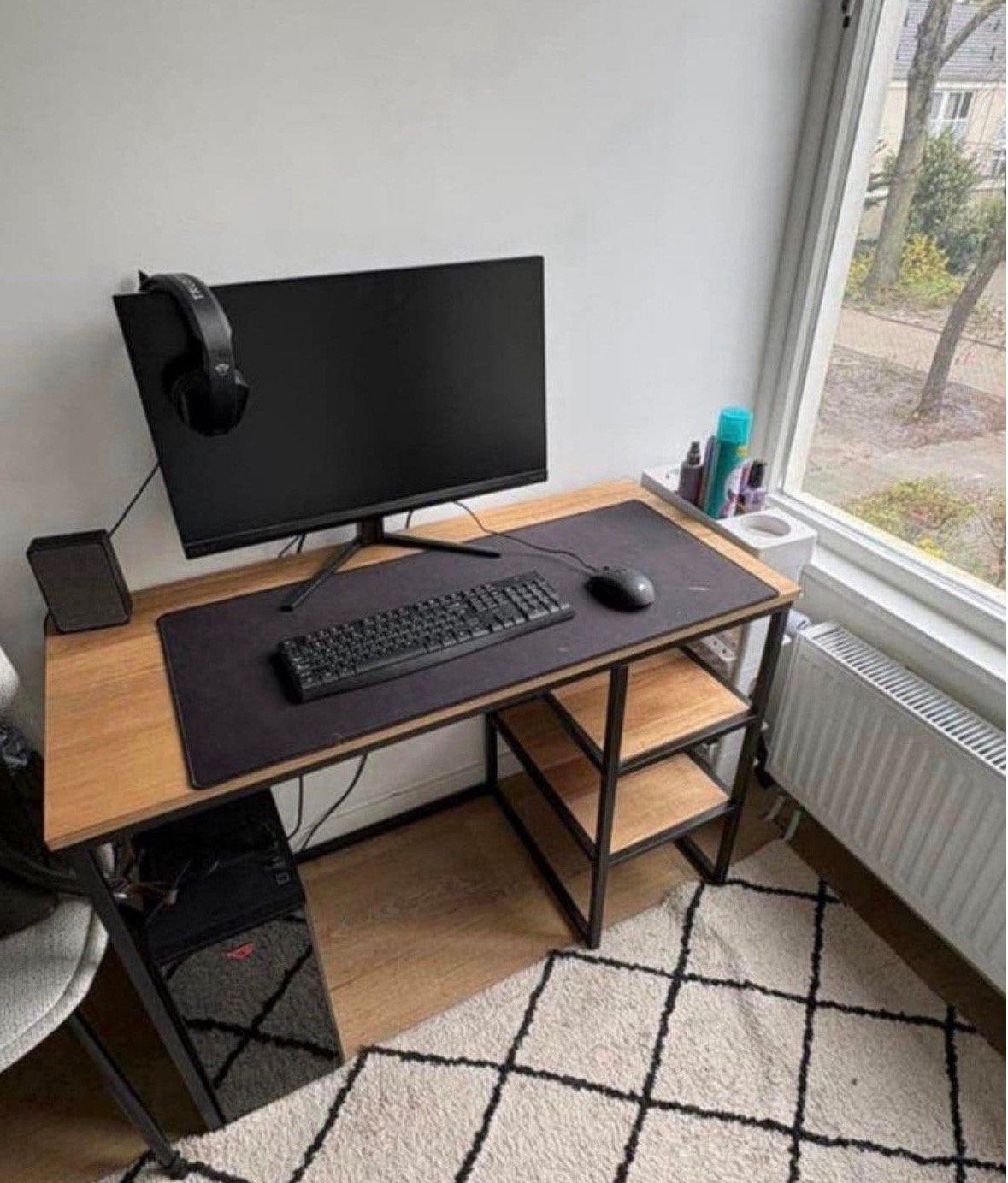 Bureau Charlie - Hout en Metaal, Ophalen, Zo goed als nieuw
