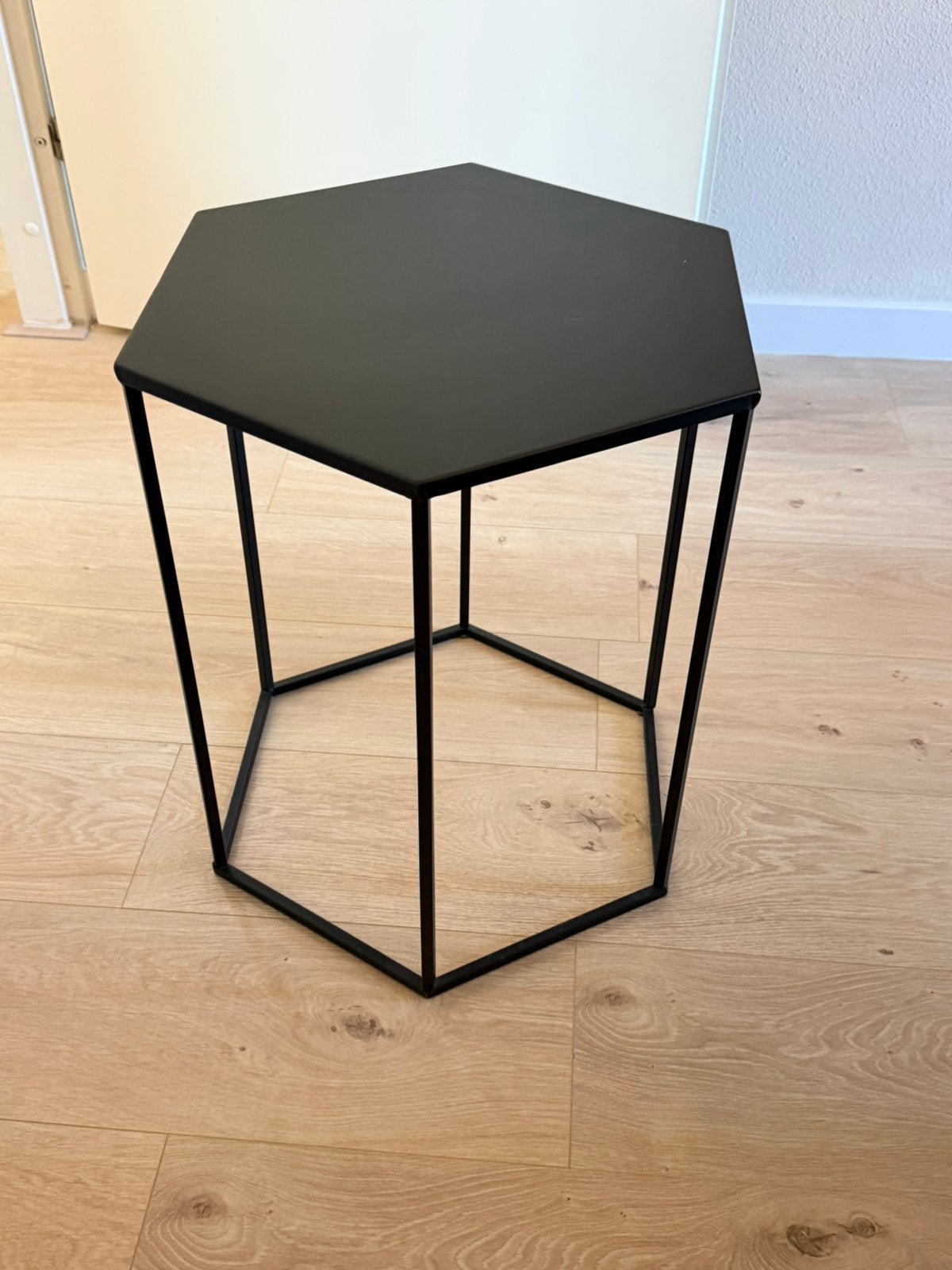 Bijzettafel  | salontafel | zwart metaal, Minder dan 55 cm, Metaal of Aluminium, Rond, Ophalen of Verzenden