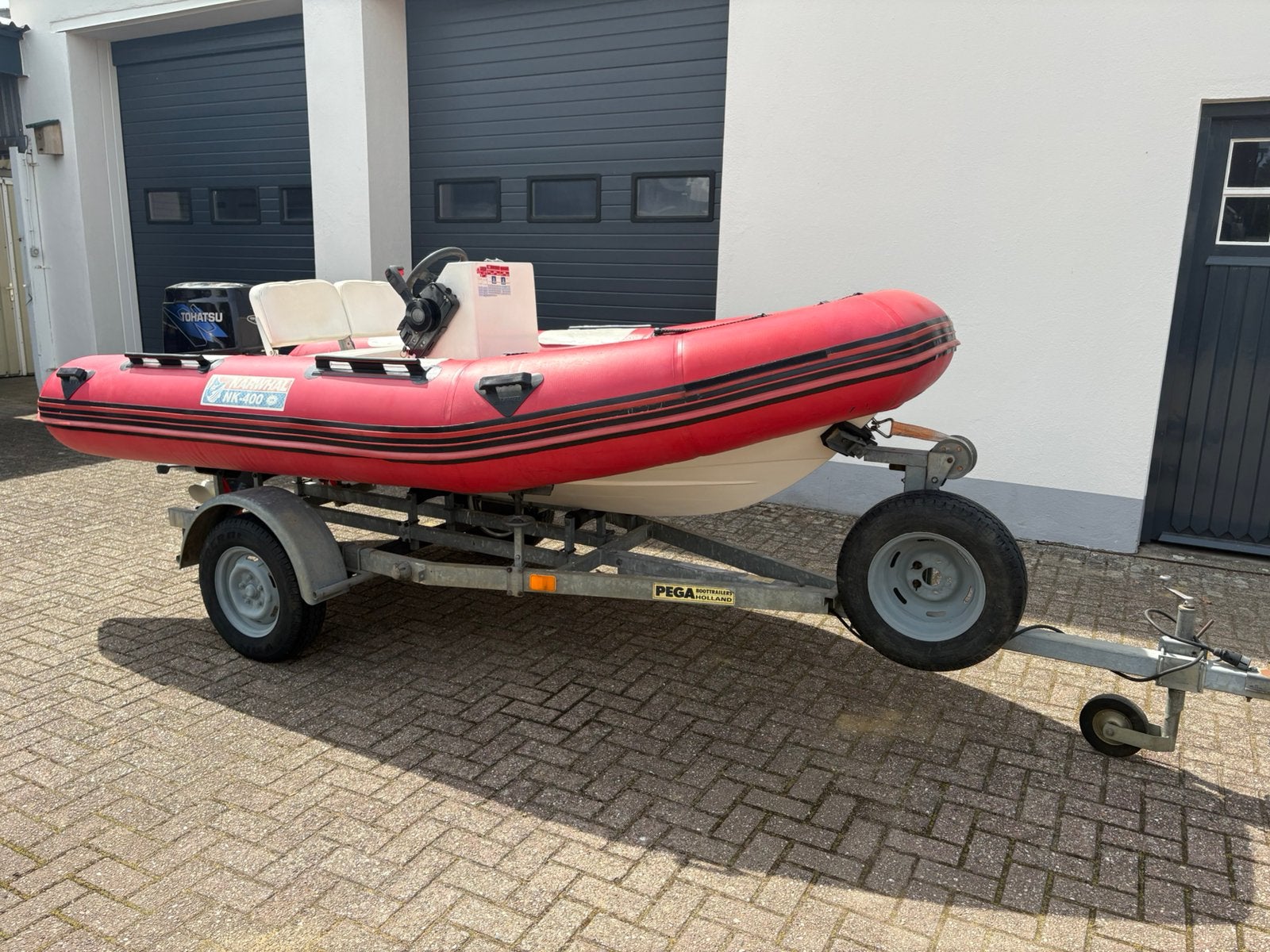 Narwahl 400 RIB + Pega Trailer, Ophalen, Zo goed als nieuw