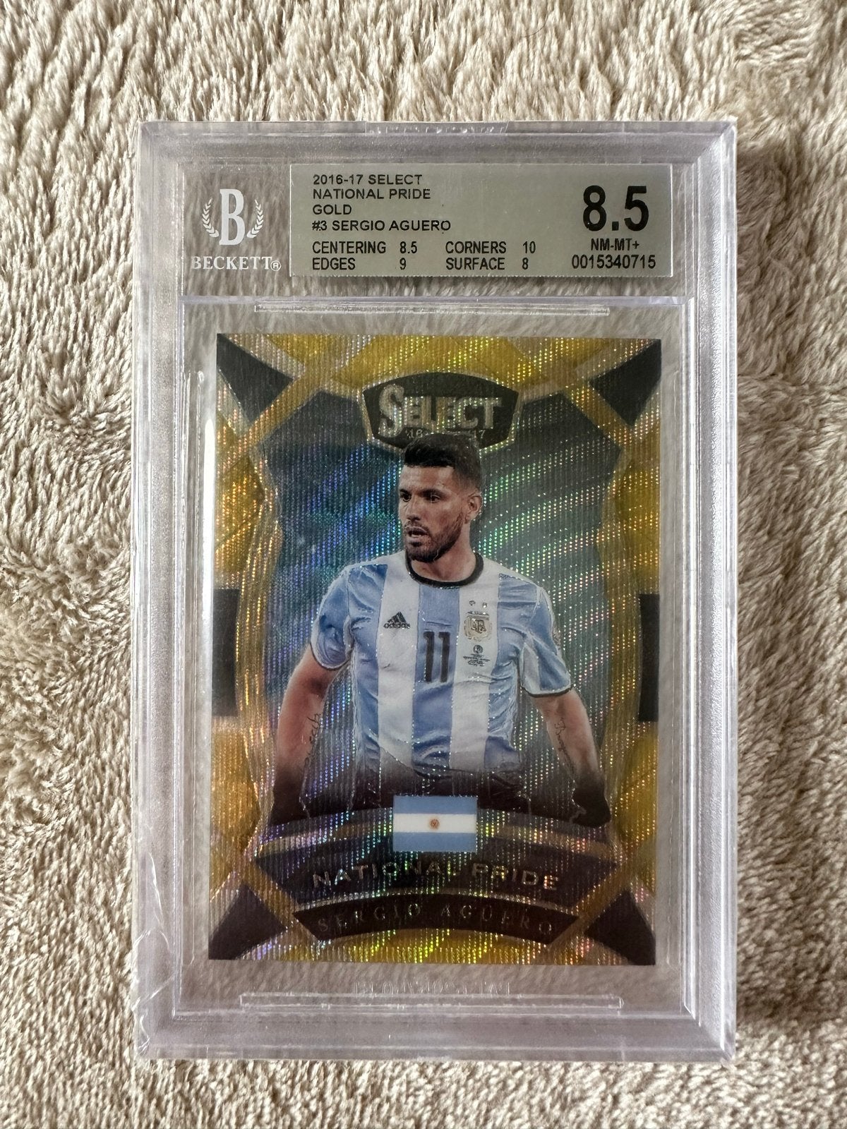 Sergio Agüero 2016-17 Select National Pride /10 BGS 8.5, Ophalen of Verzenden, Zo goed als nieuw, Buitenlandse clubs, Spelerskaart