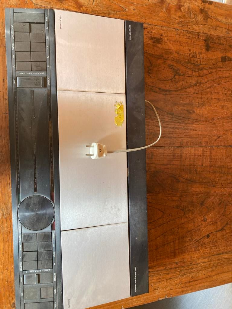 Bang & Olufsen Beocenter 4000 Vintage Stereo Cassette Radio, Audio, Tv en Foto, Stereo-sets, Cassettedeck, Bang & Olufsen, Niet werkend