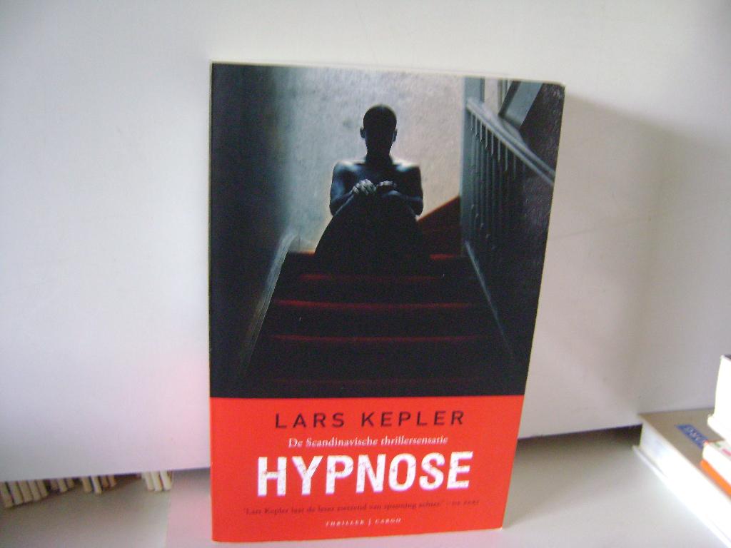 Hypnose.Thriller van Lars Kepler uit 2010, Scandinavië, Ophalen of Verzenden, Zo goed als nieuw, Lars Kepler